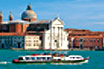 Schiff Transportmittel In Venedig